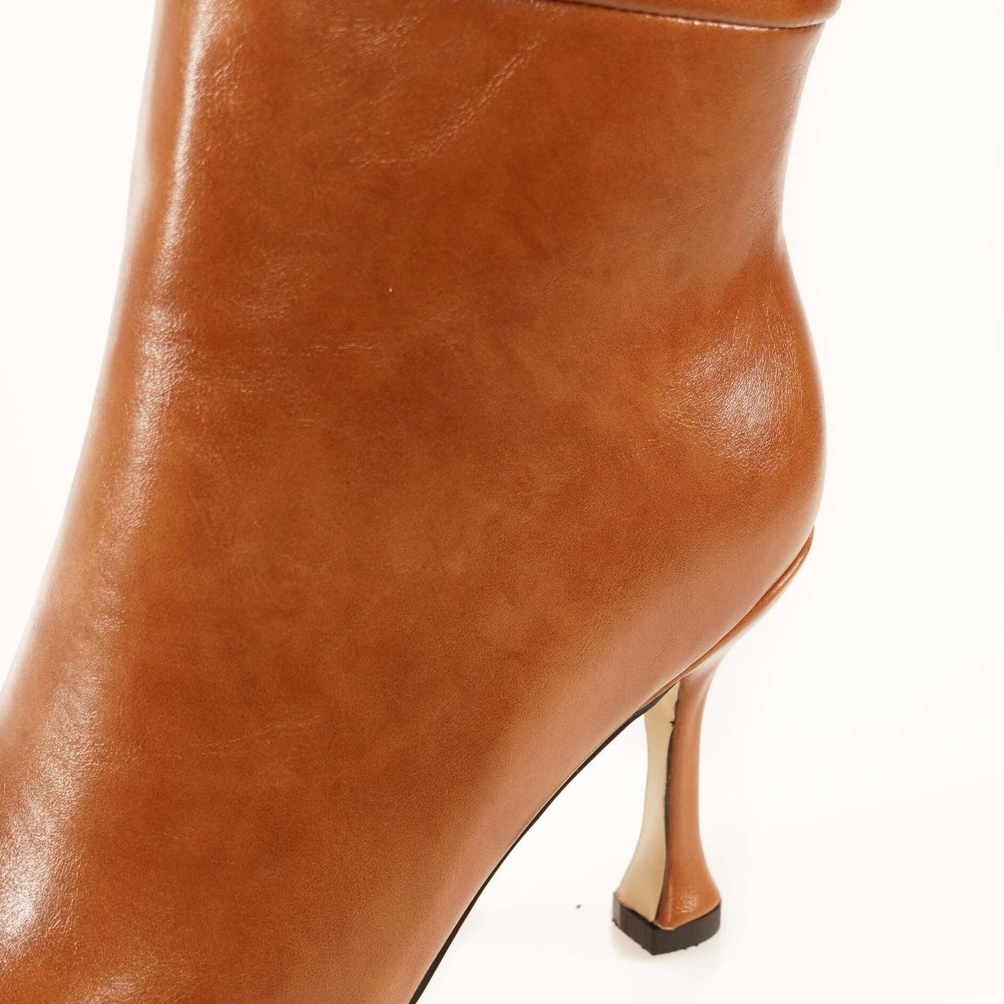 CHESTNUT KNEE HIGH BOOT